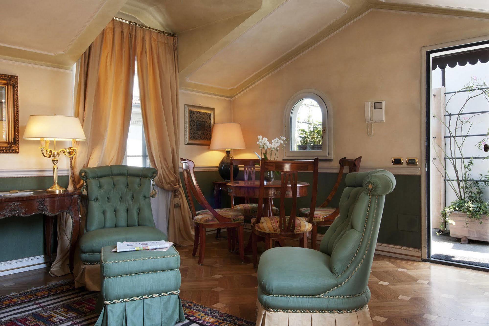Petit Palais Hotel De Charme Milano Cameră foto